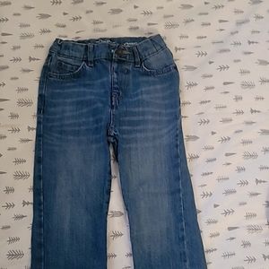 Toddler Jeans 5T children place never been worn.